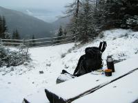 herbatka wśród ciszy i śniegu przy Myślenickich Turniach